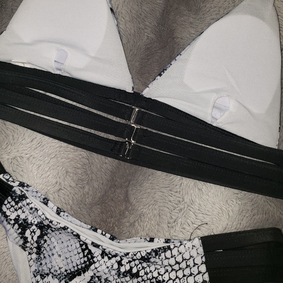 😻😻 M/L SEXY STRAPPY SNAKE PRINT BIKINI - Picture 6 of 8